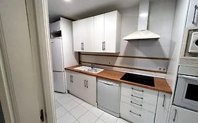 Apartamento Junto Al Puerto Deportivo De Estepona