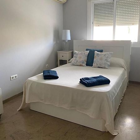 Apartamento Junto Al Puerto Deportivo De Estepona Exterior photo